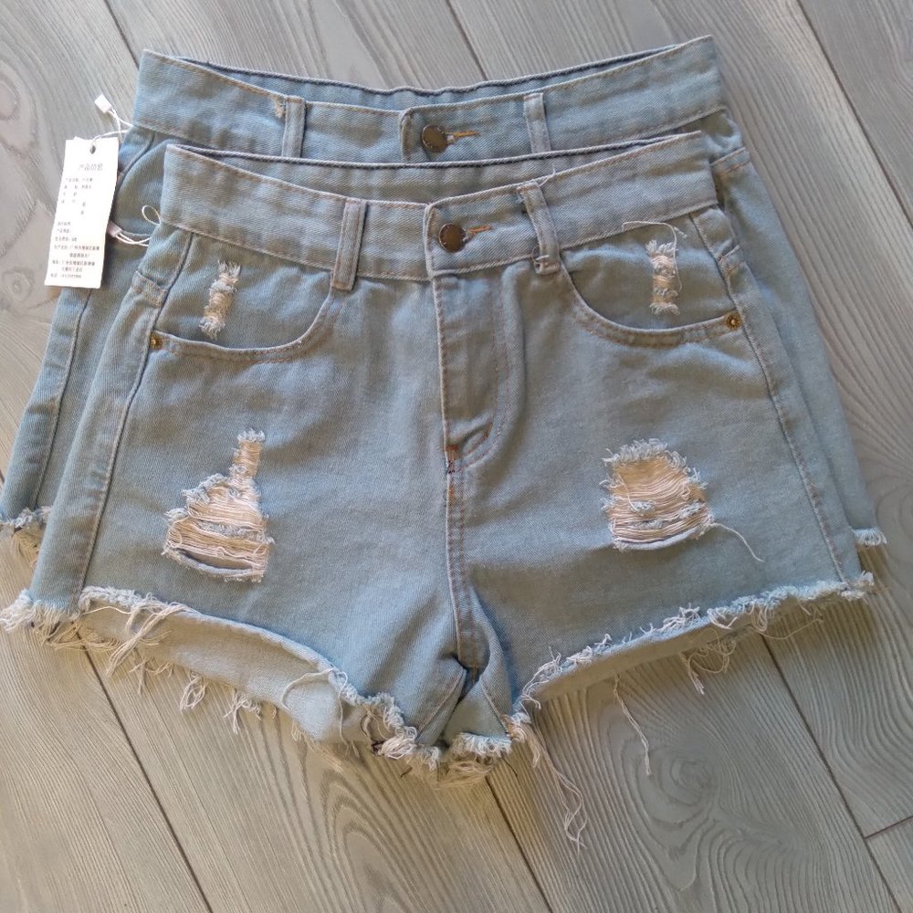Character fashion denim shorts